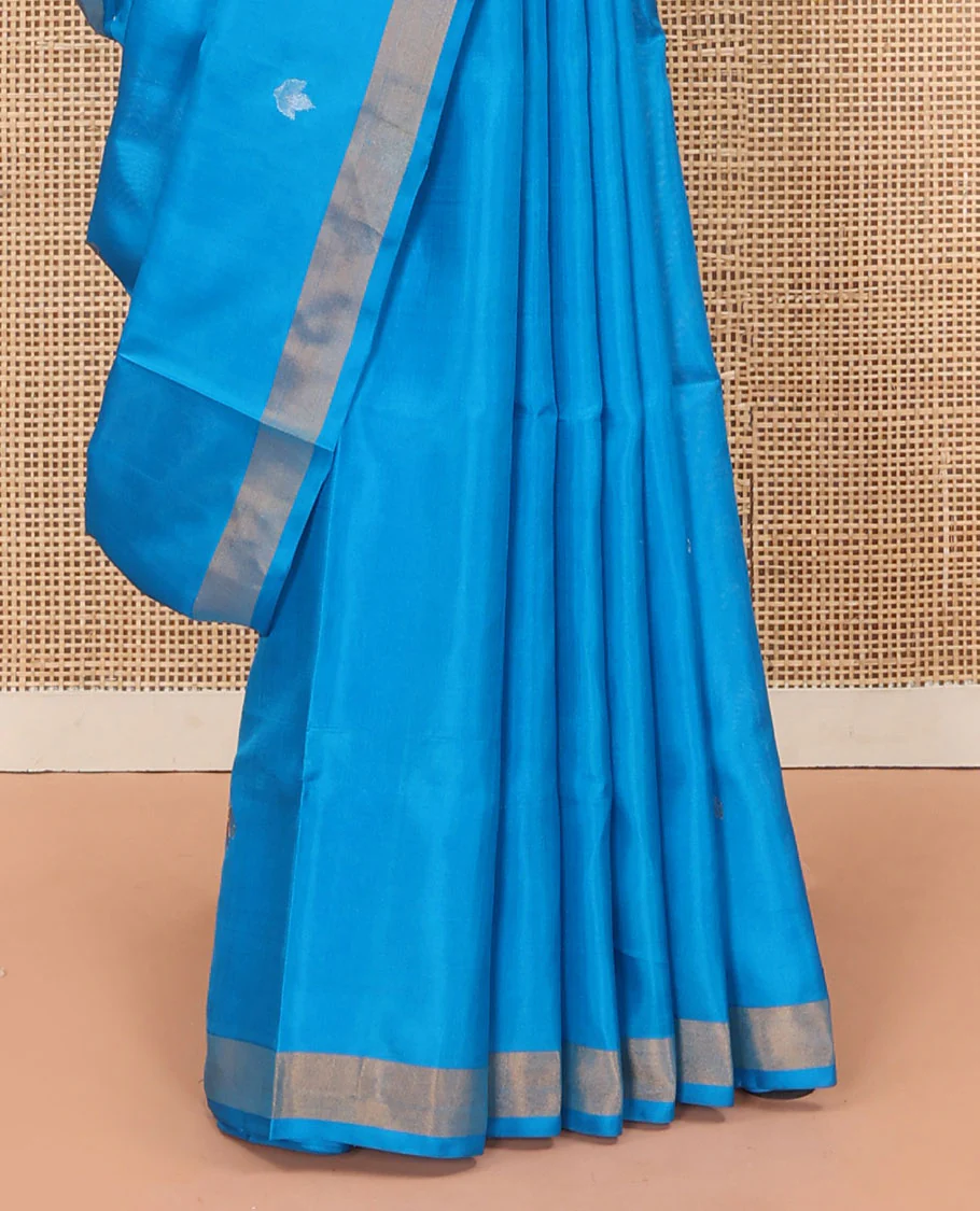 Azure Blue Uppada Silk Saree Featuring Floral Buttas, Subtle Zari Bavanji Border, Pallu Decked Up with Jamdani-Style Floral Motifs, and Paired with a Matching Blouse - Image 4