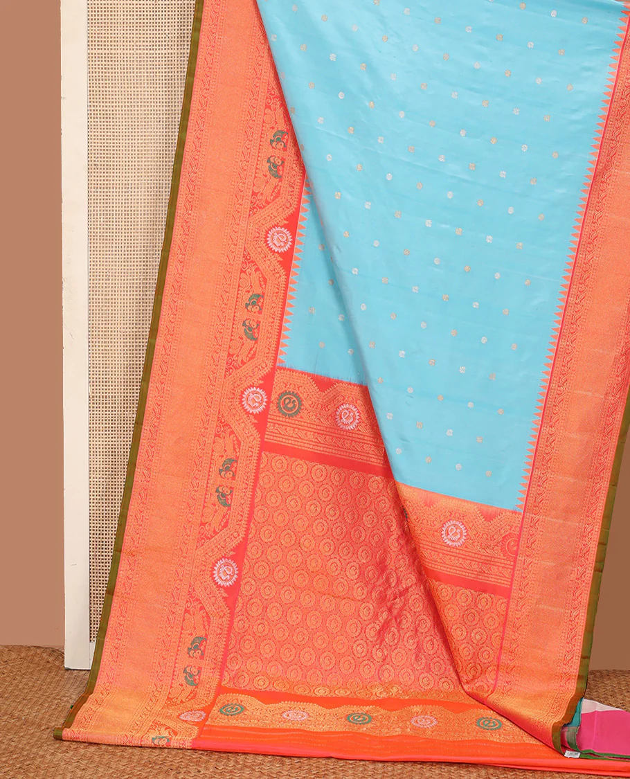 Baby blue mayil chakram buttas gadwal silk saree, contrast border of rekku, mayil, and kodi visiry designs, and intricate pallu - Image 5