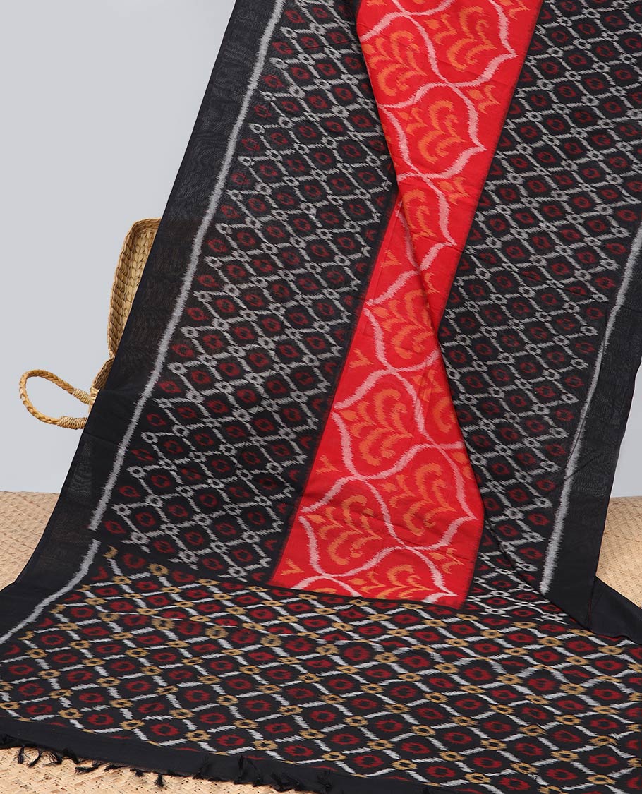 black and red argyle design ikkat cotton saree with self plain border & argyle design pallu - Image 2