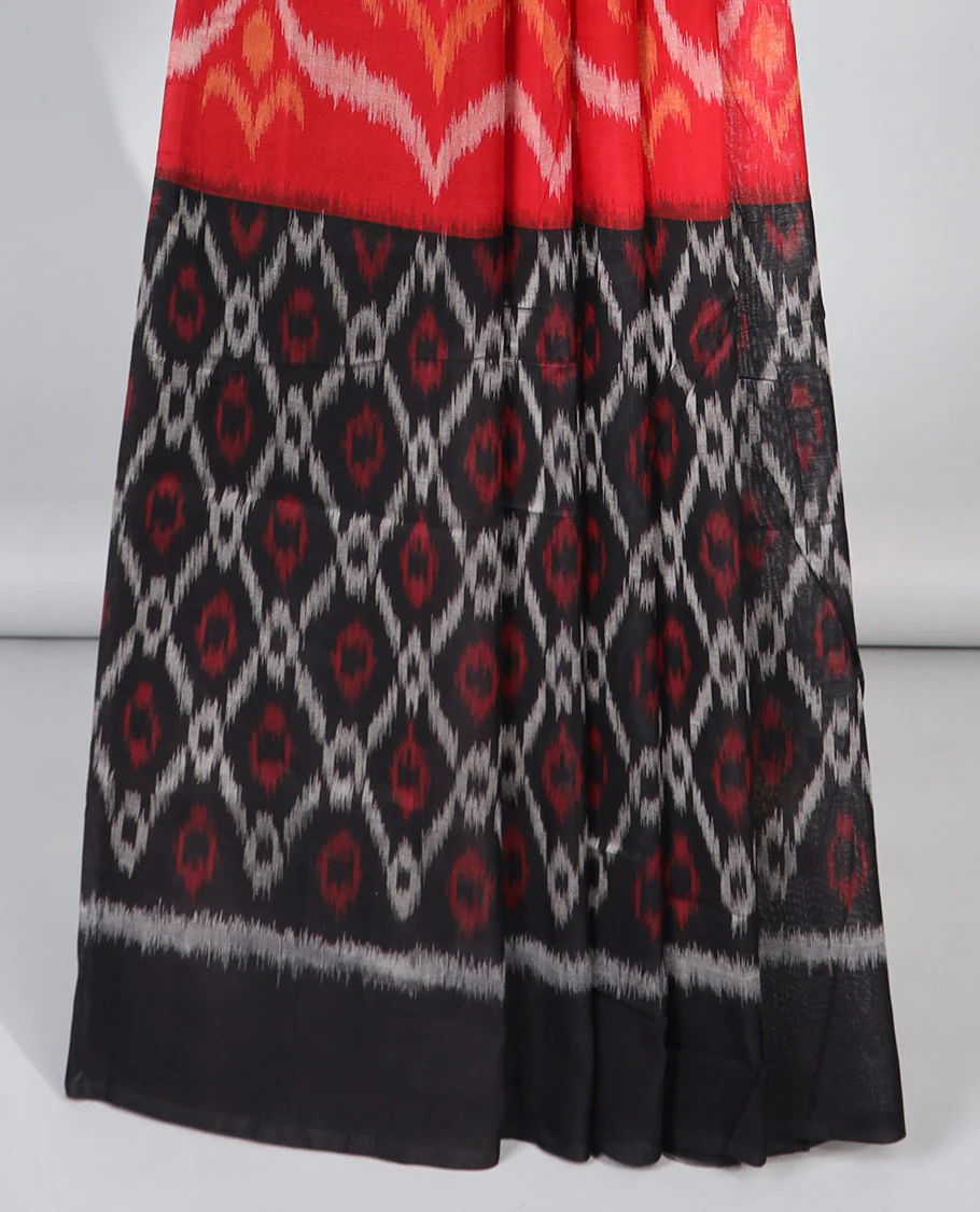 black and red argyle design ikkat cotton saree with self plain border & argyle design pallu - Image 4