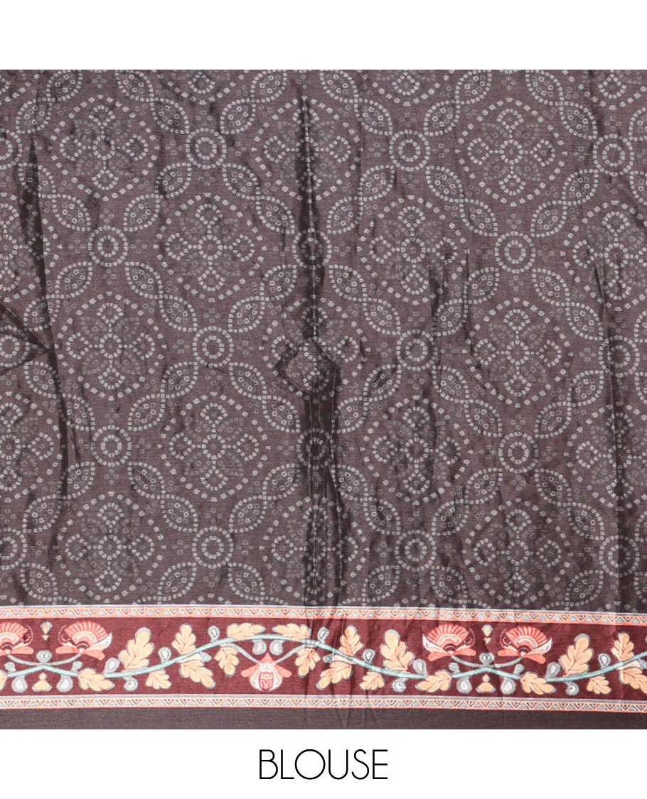 Black bandhani printed and mirror work masakali saree, floral creeper printed border, pallu of floral-peacock print, and a matching blouse - Image 3