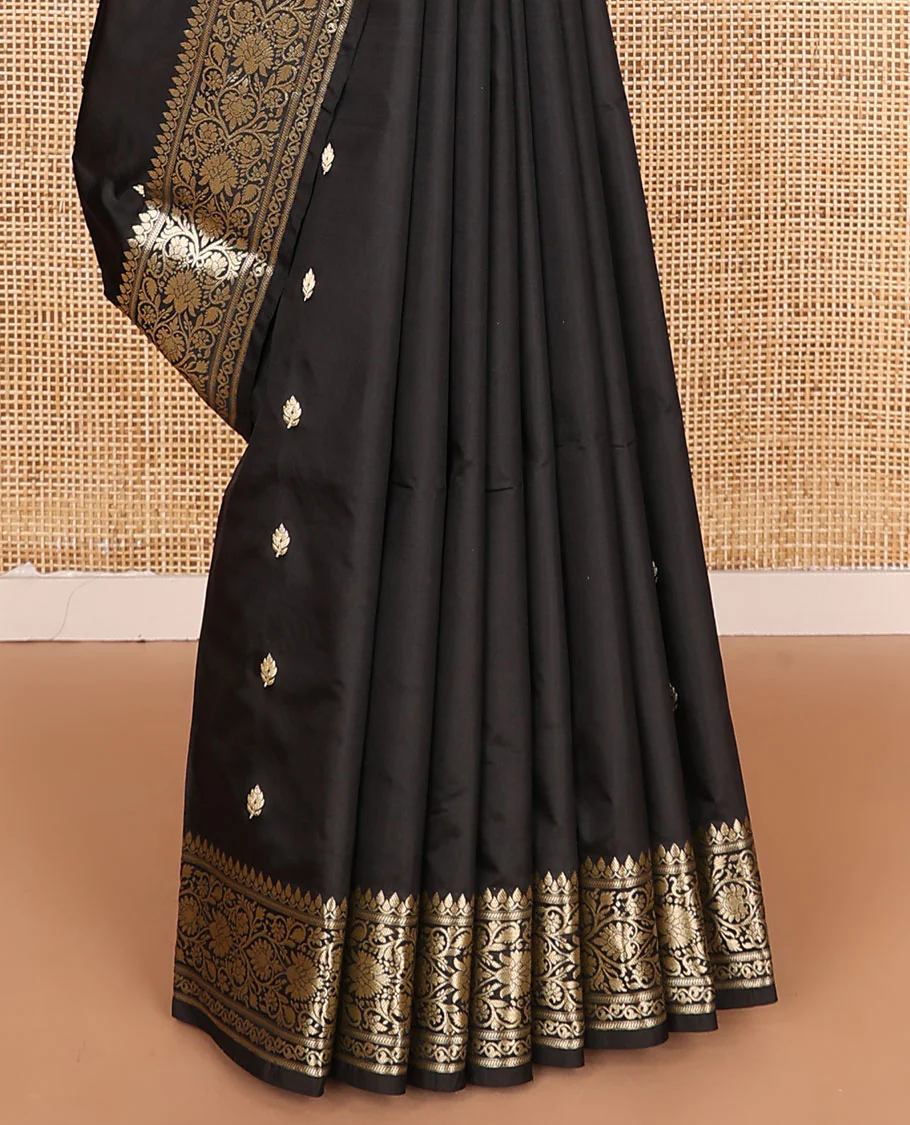 Black buttas kathan silk saree, traditional zari design border, and floral jaal pallu - Image 5