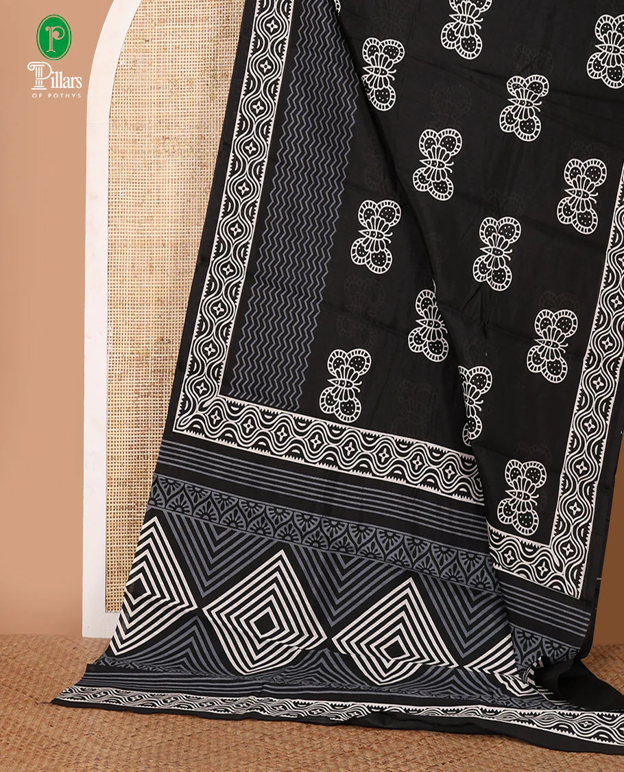 Black butterfly motifs handblock printed jute cotton saree, self-border & pallu of blockprinted geometric patterns & plain black blouse - Image 2
