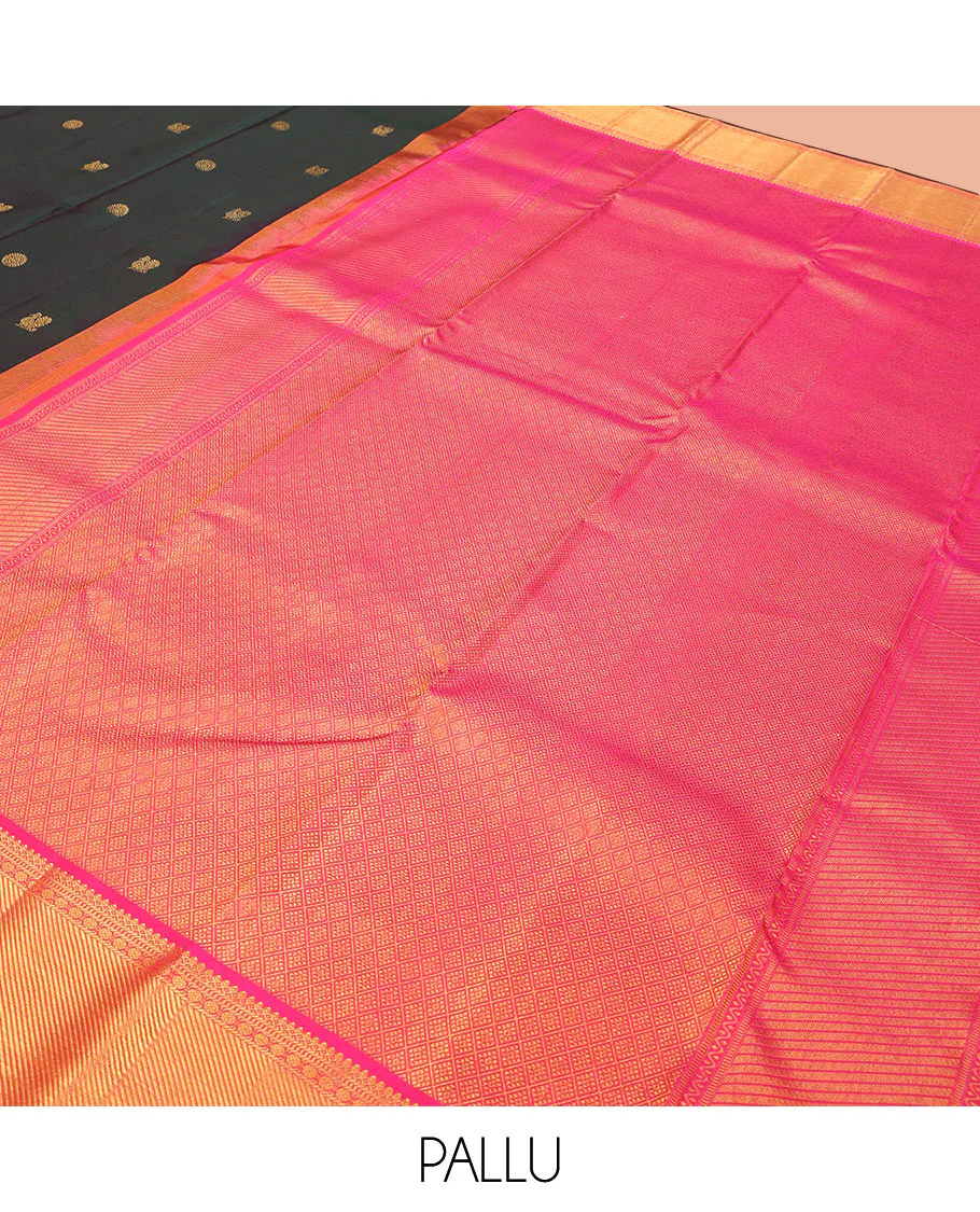 Black chakram buttas Kanchipuram silk saree, contrast border of thilakam mokku, banaras, muthu, poun, and zari stripes, and jaal pallu - Image 5
