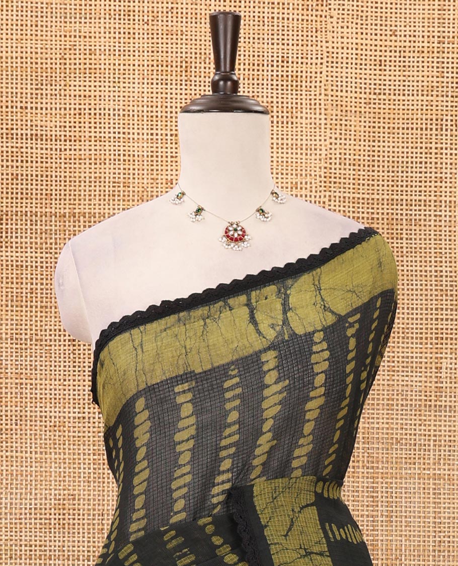 Black handblock wax batik printed kota check saree, contrast batik print lacework border, batik print pallu & polka dots print blouse - Image 3
