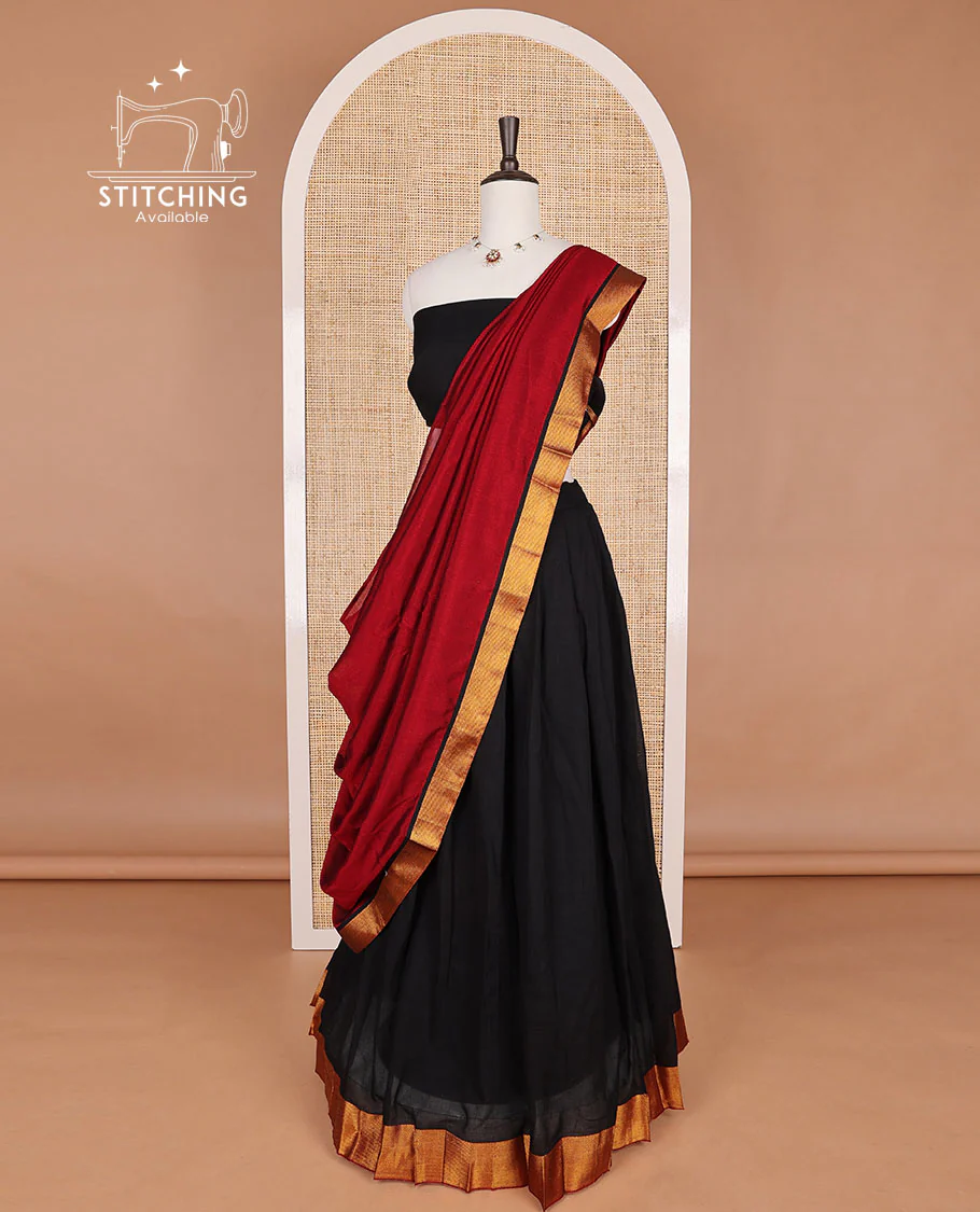 Black mercerised cotton daman design border half saree with cotton blouse & georgette one side zari border - Image 3