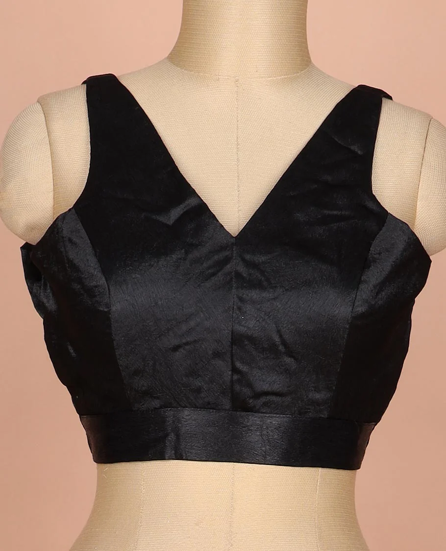 Black plain front and back V-neck thick strapped sleeveless readymade blouse - Image 3