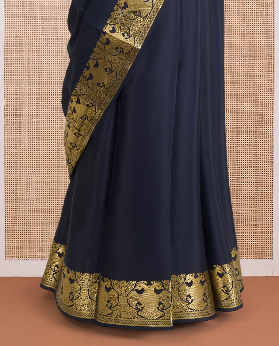 Black plain Mysore silk saree, zari border of two-headed eagle motifs, and pallu steeped with two-headed eagle motifs - Image 4