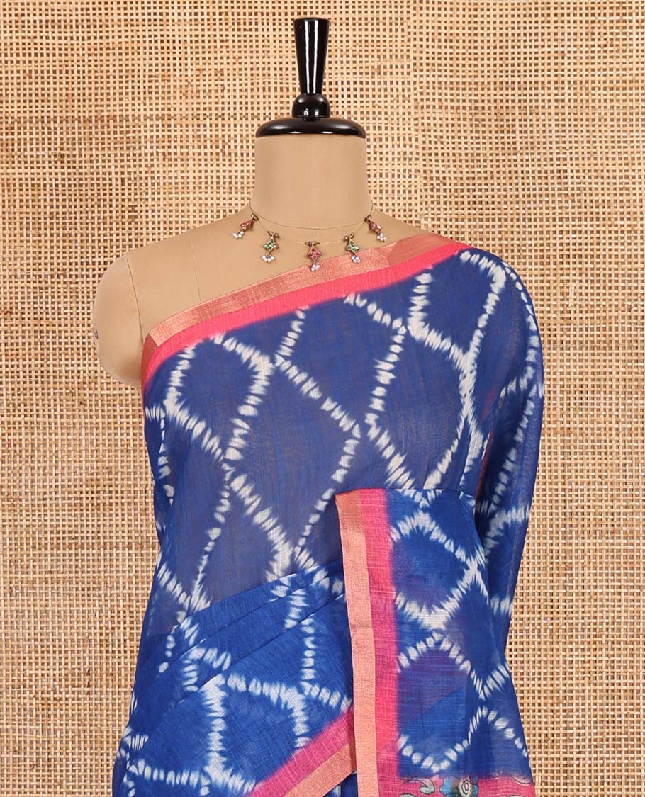 Blue argyle shibori printed linen cotton saree, contrast border, kalamkari floral vine printed pallu, and a contrast kalamkari printed blouse - Image 3
