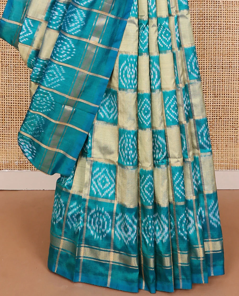 Blue buttas enclosed checked ikkat saree, self-border & pallu of buttas enclosed checks - Image 5