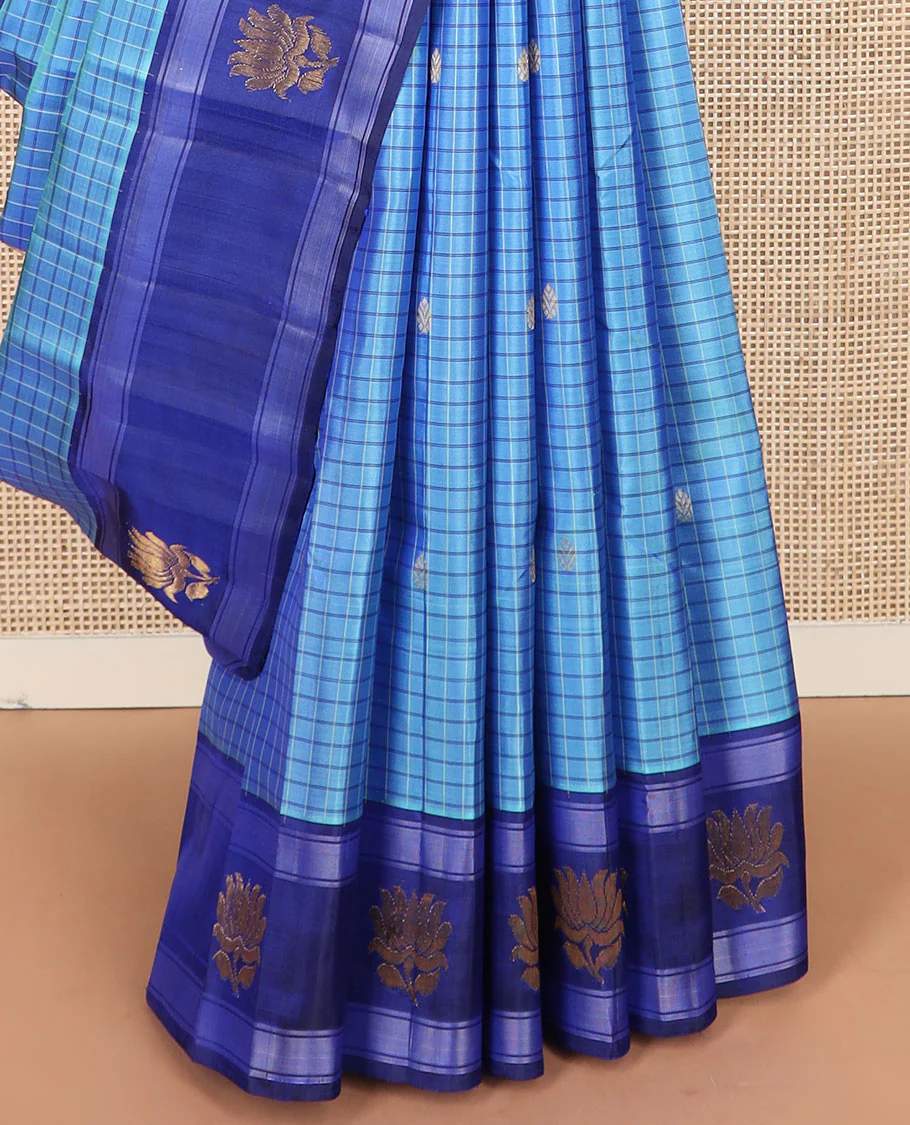 Blue checked and buttas Kanchipuram silk saree, contrast border of lotus designs, and pallu of zari designs - Image 4