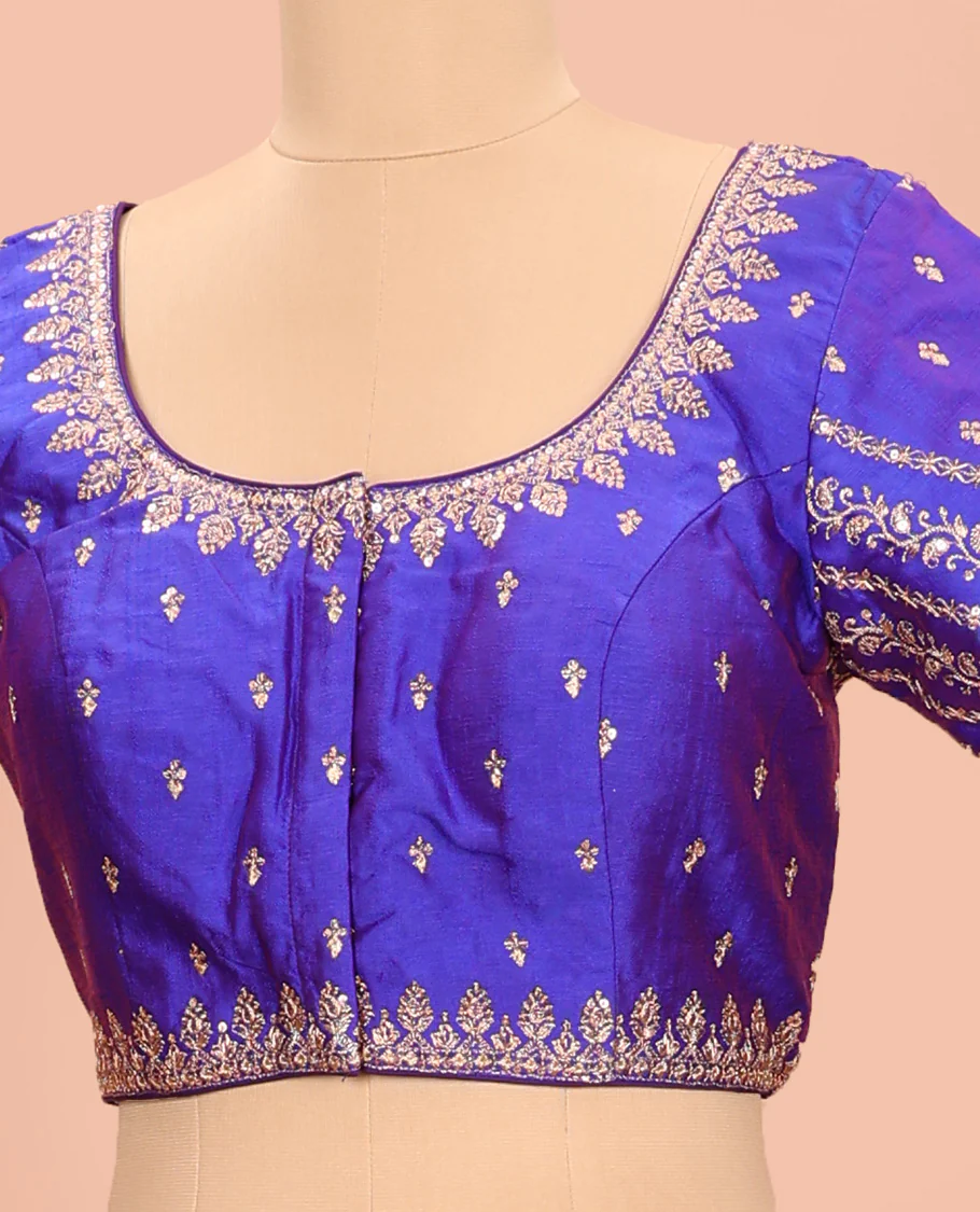 Blue embroidered round neck with elbow sleeve raw-silk blouse - Image 2