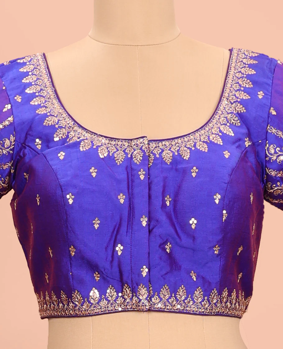 Blue embroidered round neck with elbow sleeve raw-silk blouse - Image 3