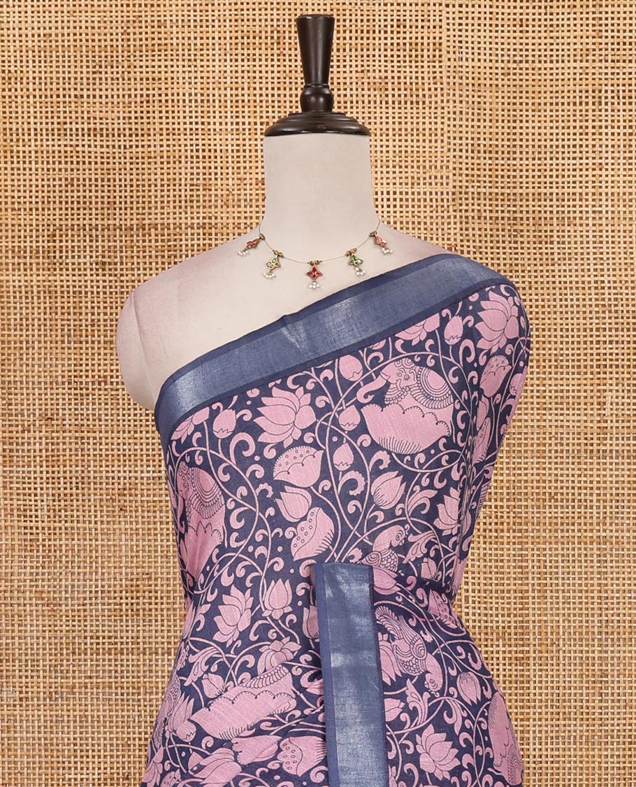 Blue flora-fauna kalamkari printed Bhagalpur linen saree, zari border, contrast floral-peacock printed pallu & contrast printed blouse - Image 3