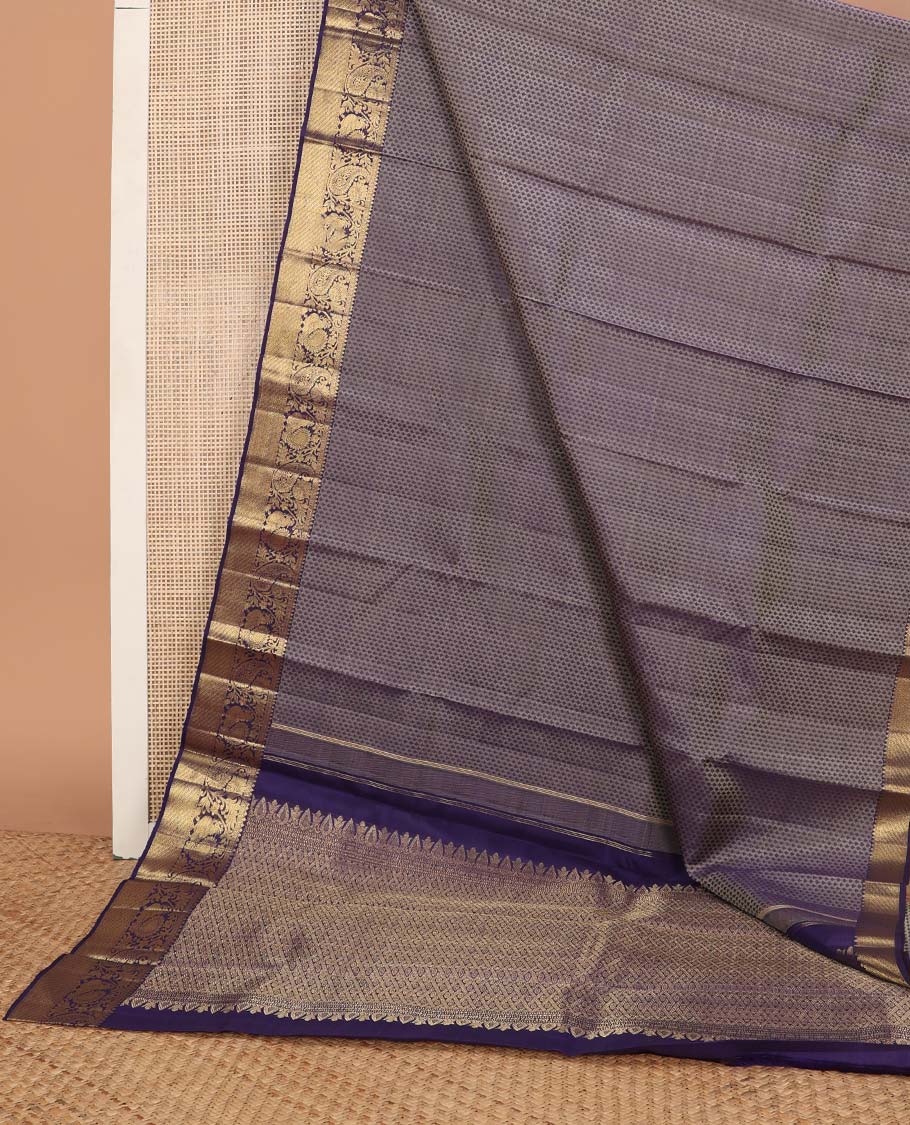 Blue floral design Parampara silk saree with contrast border of thilakam mokku, mayil, manga design & argyle design pallu - Image 3