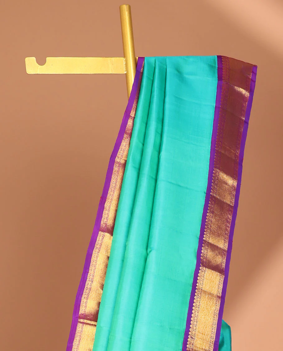 Blue kancheeuram silk saree with contrast korvai zari design border & striped pallu - Image 3