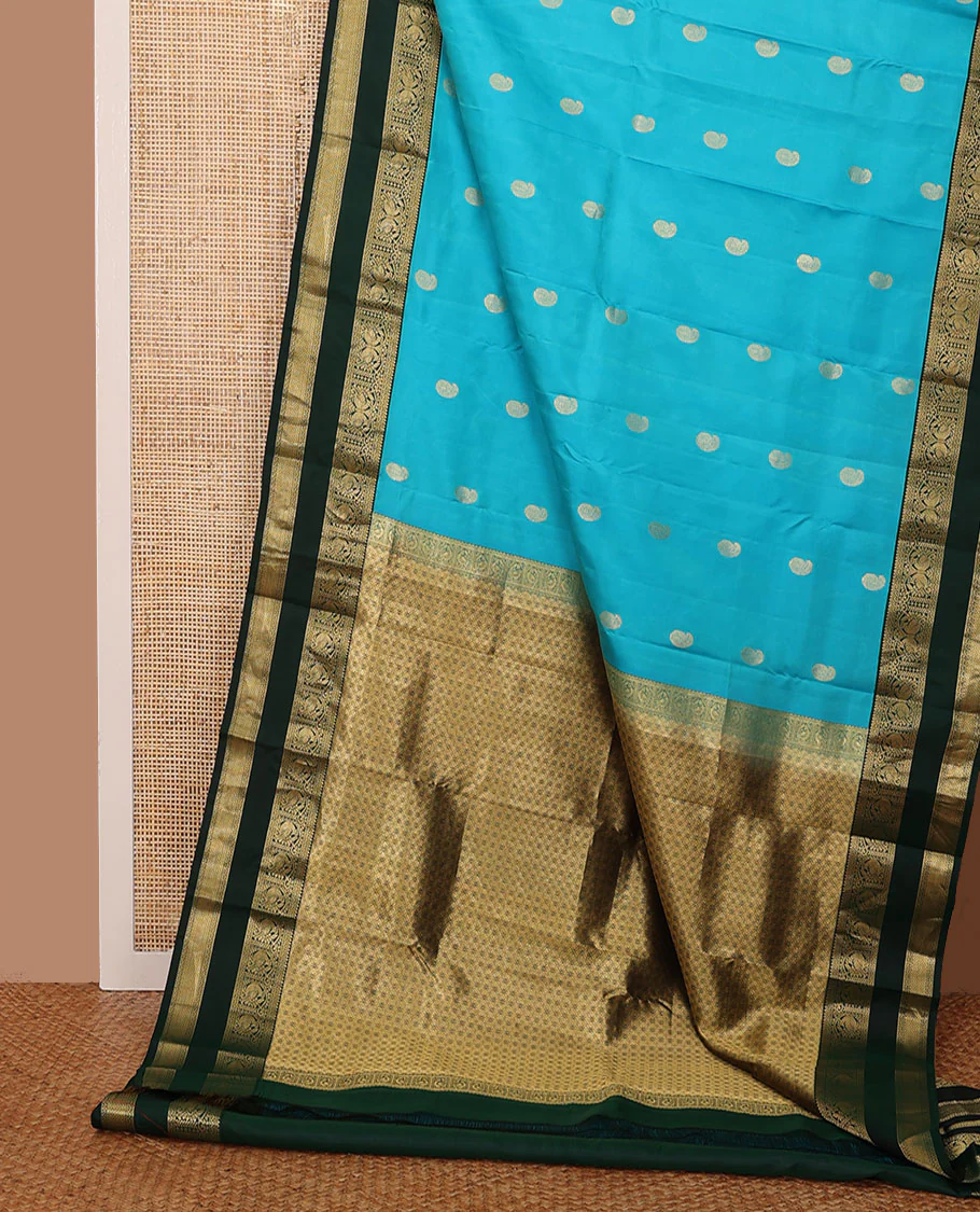 Blue manga buttas Vasundhara silk saree, contrast rettai pettu border of rekku,neli,mayil,banaras & mayil kann & jaal pallu - Image 3