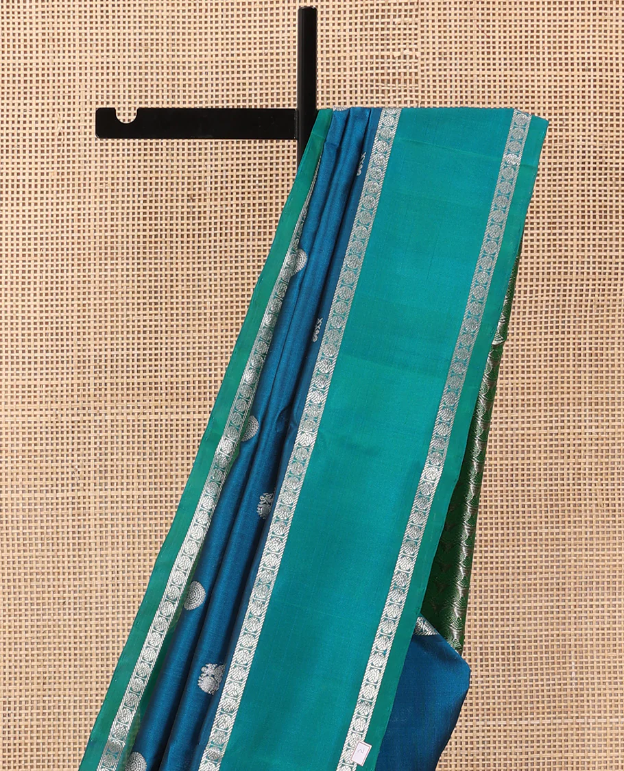 Blue peacock chakra buttas Venkatagiri silk saree, contrast rettai pettu rudraksham border, and thilakam design pallu - Image 4