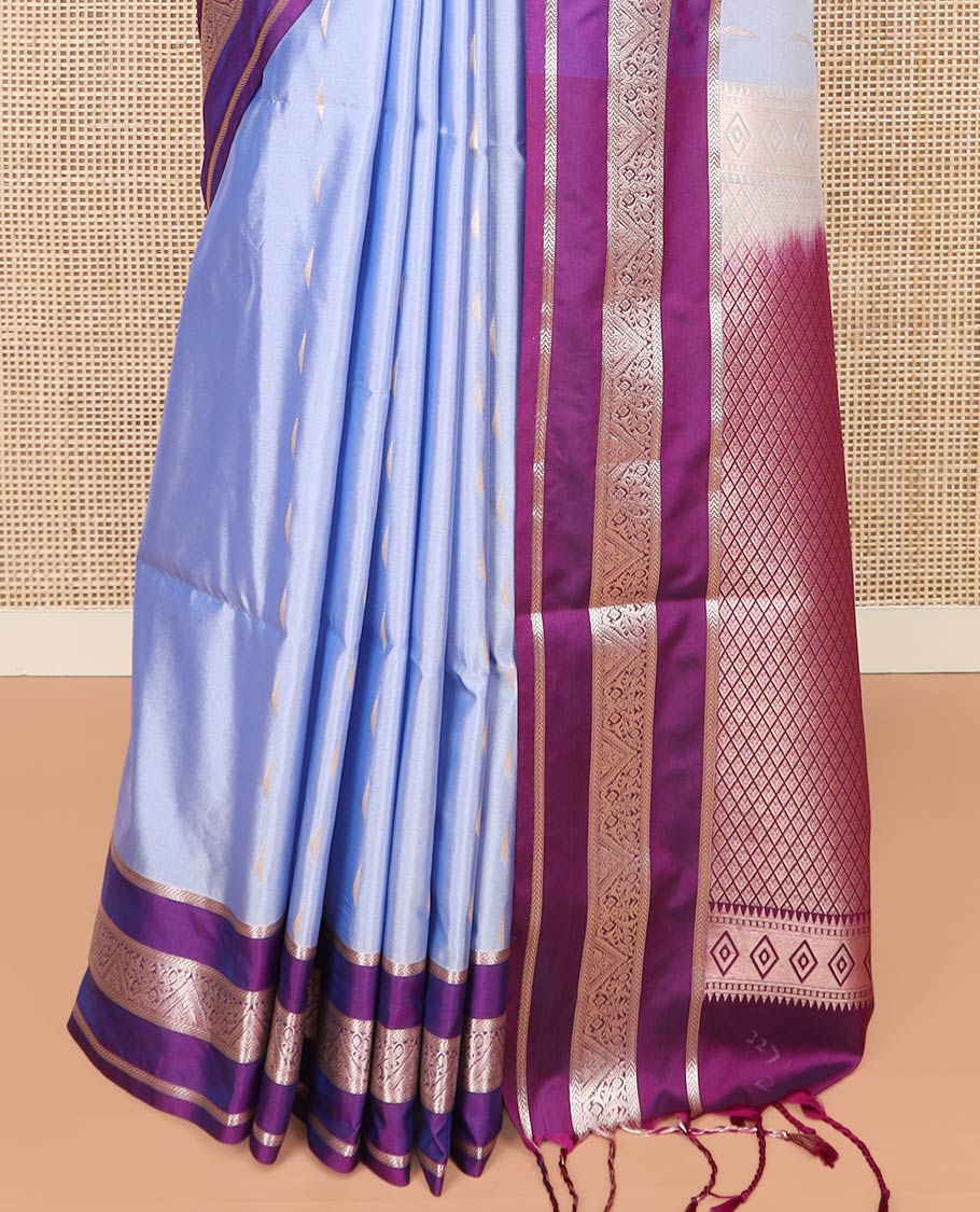 Blue Semi-Soft Silk Saree Opulently Embellished with Zari Buttas Woven Across Its Body, Complemented by a Contrast Varisai Pettu Traditional Zari Border, Richly Detailed Pallu of Jaal Designs, and Paired with a Contrast Blouse - Image 4
