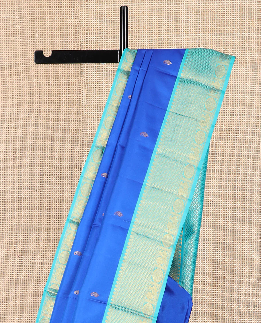 Blue vanki manga buttas Kanchipuram silk saree, contrast korvai border of salngai, banaras, ara maadam, and anna chakram designs, and jaal pallu - Image 3