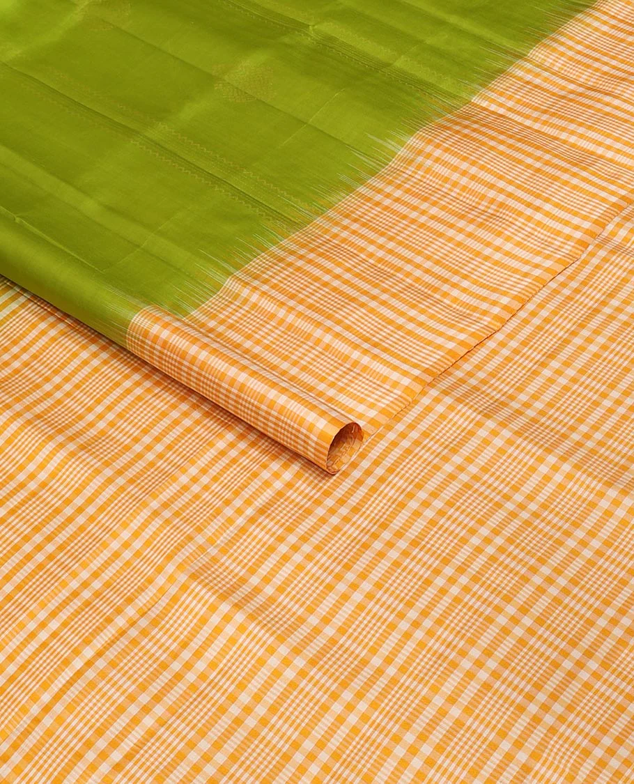 Parrot green zari designs Mayuri soft silk saree, contrast border & pallu of checked design - Image 2