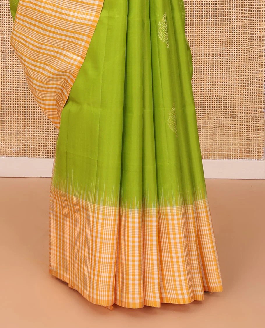 Parrot green zari designs Mayuri soft silk saree, contrast border & pallu of checked design - Image 5