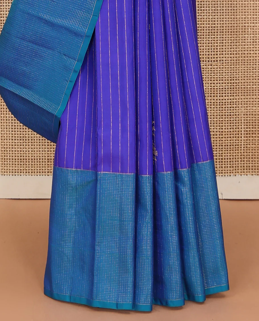 Blue zari buttas and striped kanchipuram silk saree, contrast zari vaira-oosai checked border, and zari design pallu - Image 5
