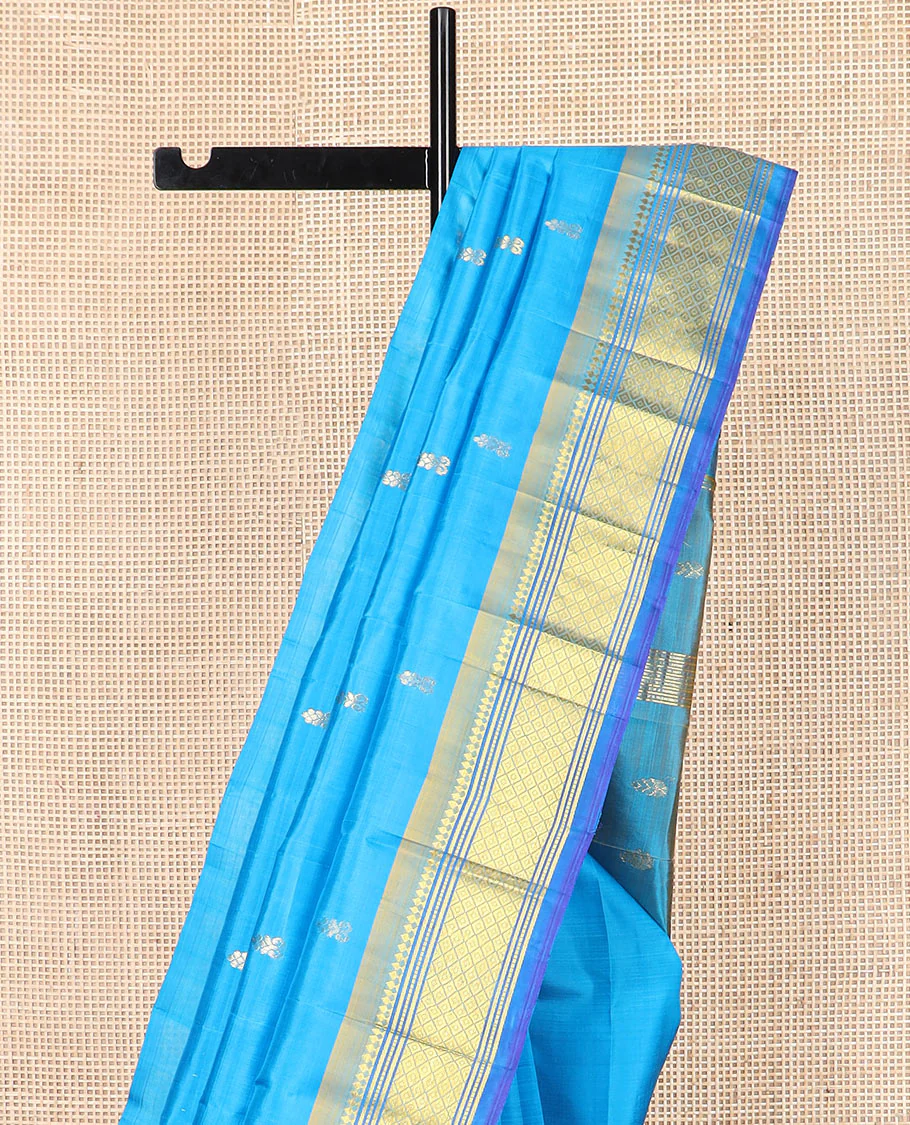 Blue zari buttas Kanchipuram silk saree, contrast border of paneer sombu, banaras, muthu, and mayil kann, and zari design pallu - Image 3