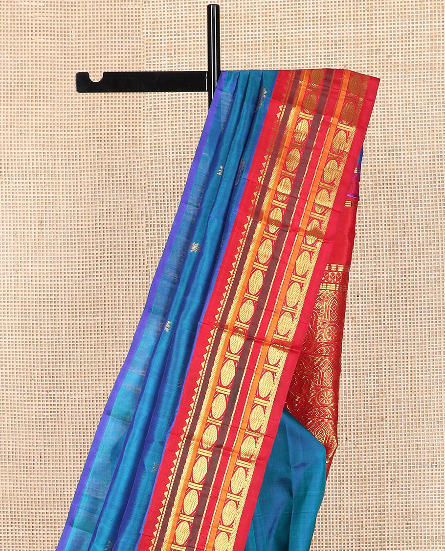 Blue zari buttas Kanchipuram silk saree, contrast border of rekku, muthu, kathir, rudraksham, and banaras designs, and horse chariot design woven pallu - Image 3