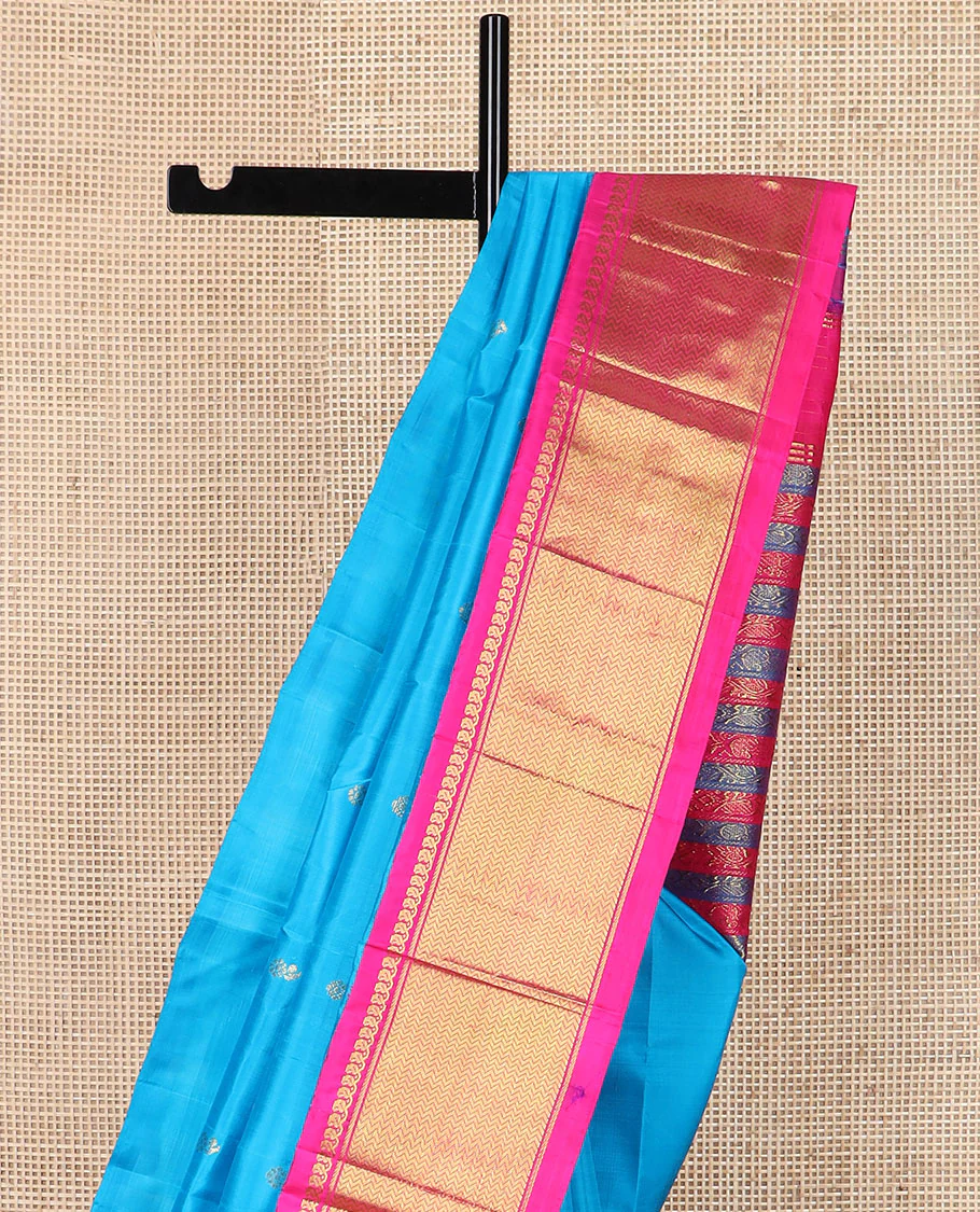 Blue zari buttas Kanchipuram silk saree, contrast korvai border of manga mokku & vanki design & kodi visiry pallu - Image 4