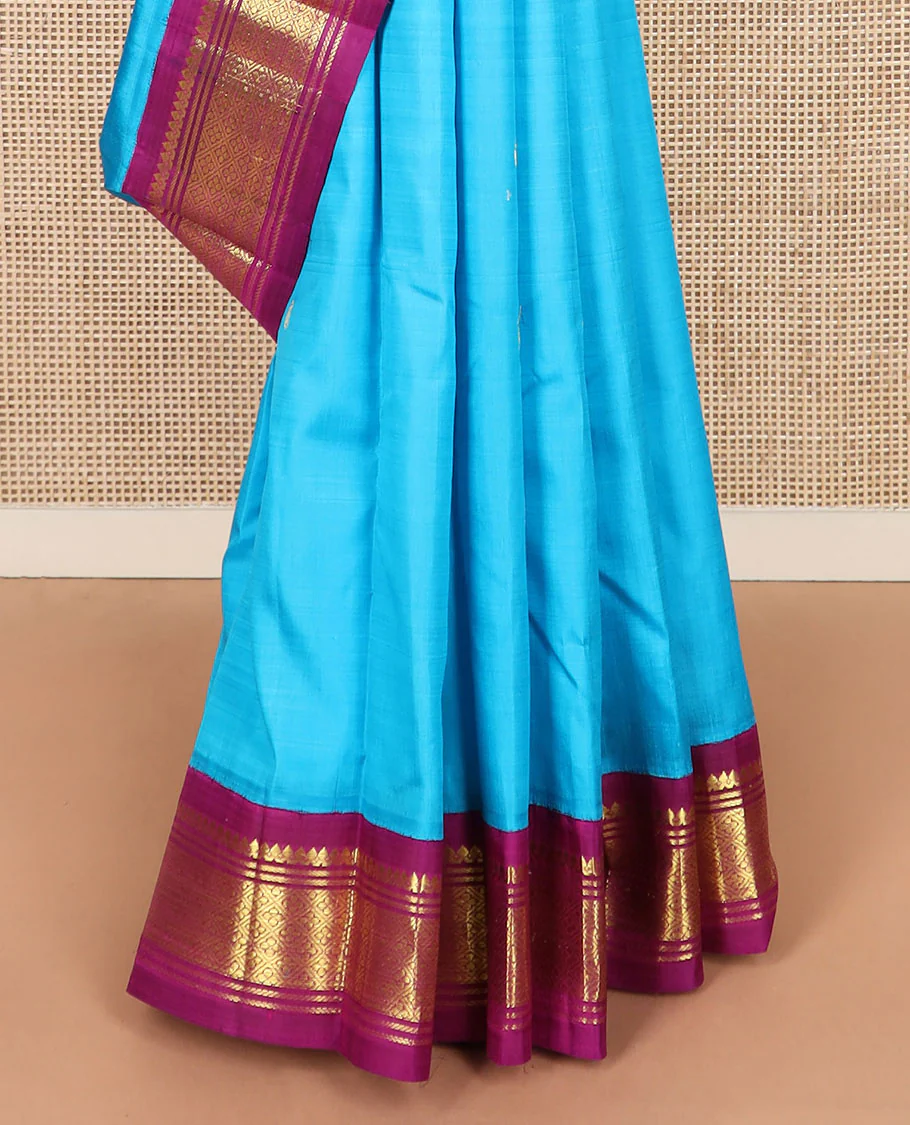 Blue zari buttas Kanchipuram silk saree, contrast korvai border of thilakam mokku, banaras, and jaal designs, and zari design pallu - Image 4