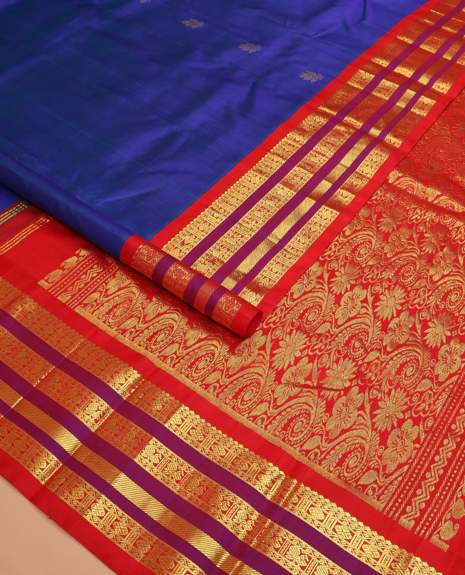 Blue zari buttas Kanchipuram silk saree, contrast one-sided varisai pettu border of thilakam mokku, rudraksham, and mayil designs, and floral jaal pallu - Image 2