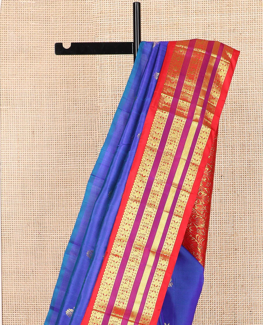 Blue zari buttas Kanchipuram silk saree, contrast one-sided varisai pettu border of thilakam mokku, rudraksham, and mayil designs, and floral jaal pallu - Image 3