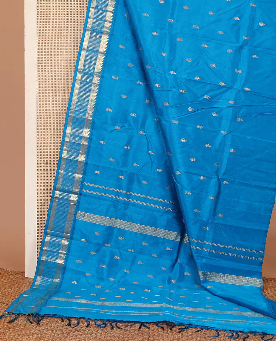 Blue zari buttas Kanchipuram silk saree, one-sided zari border of rekku, banaras, diamond, and muthu designs , and zari design pallu - Image 3
