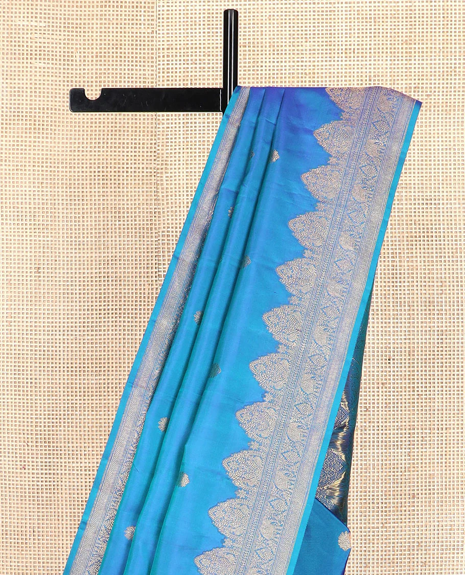 Blue zari buttas Kanchipuram silk saree, zari border of mayil, and yaanai designs, and jaal pallu - Image 3