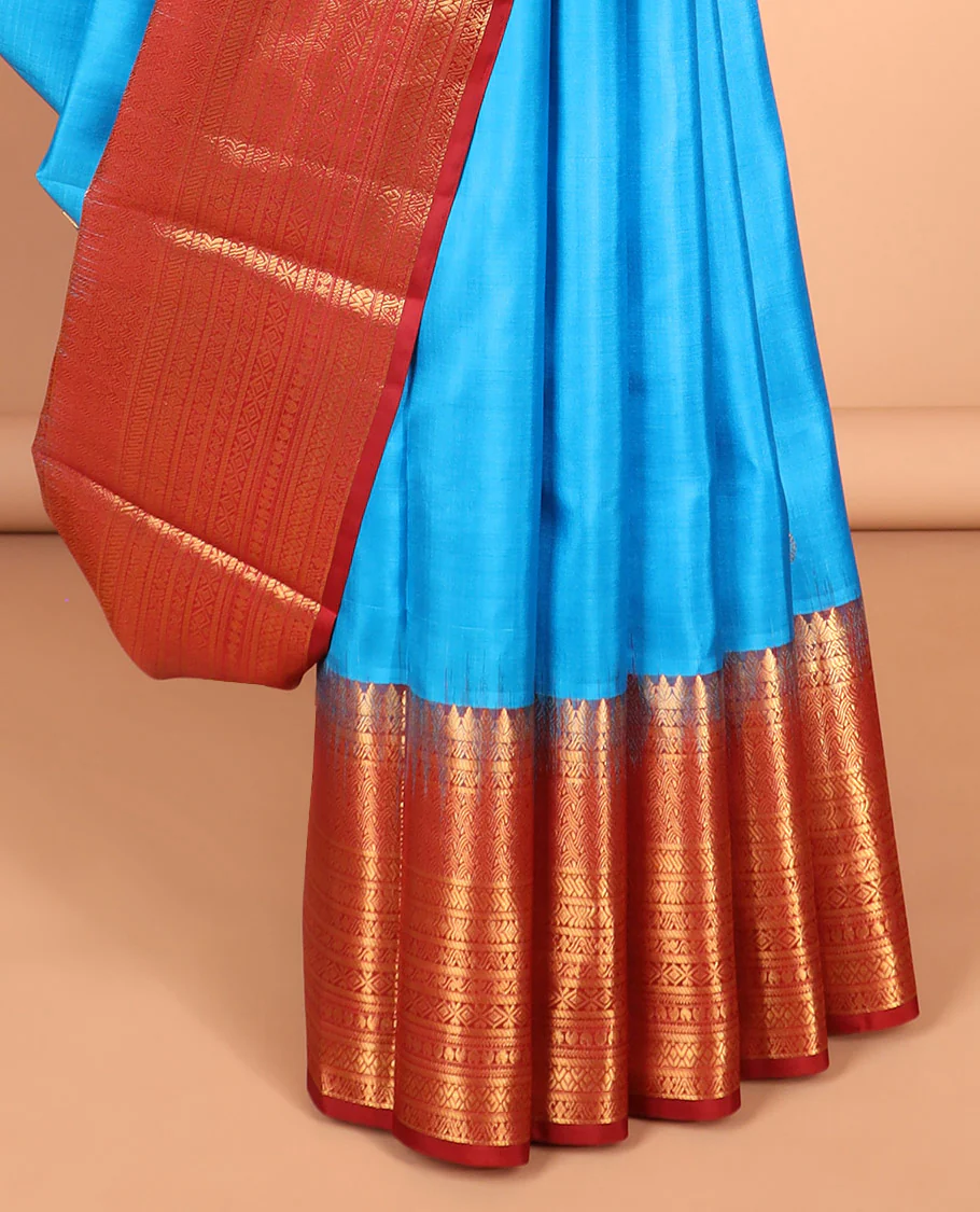 Blue zari buttas silk saree, contrast traditional zari design steeped border & intricate jaal pallu - Image 4