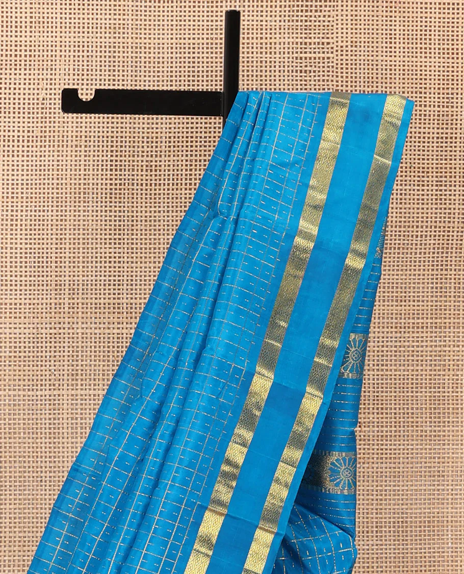 Blue zari checked Kanchipuram silk saree, one-sided rettai pettu zari border and zari design pallu - Image 4