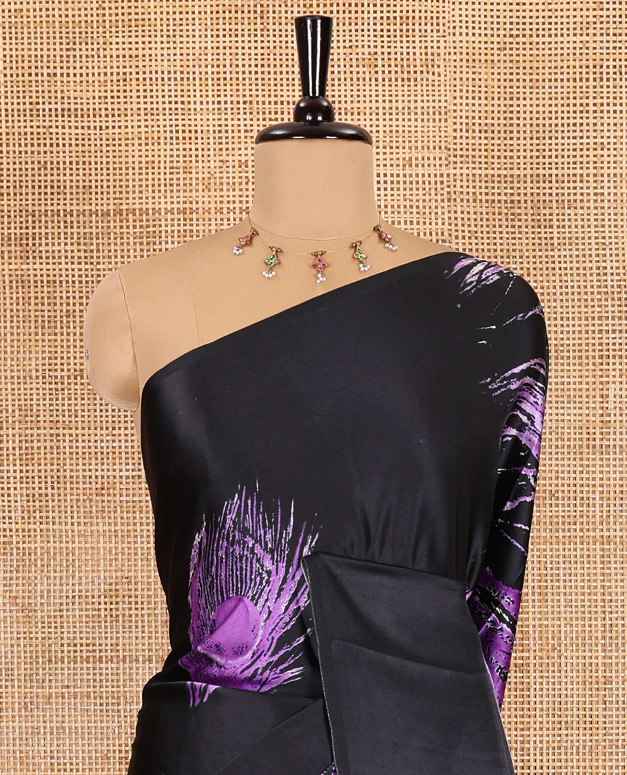 Borderless black and violet peacock feathers style abstract printed Gajji silk saree, peacock feathers printed pallu, and a contrast printed blouse - Image 3