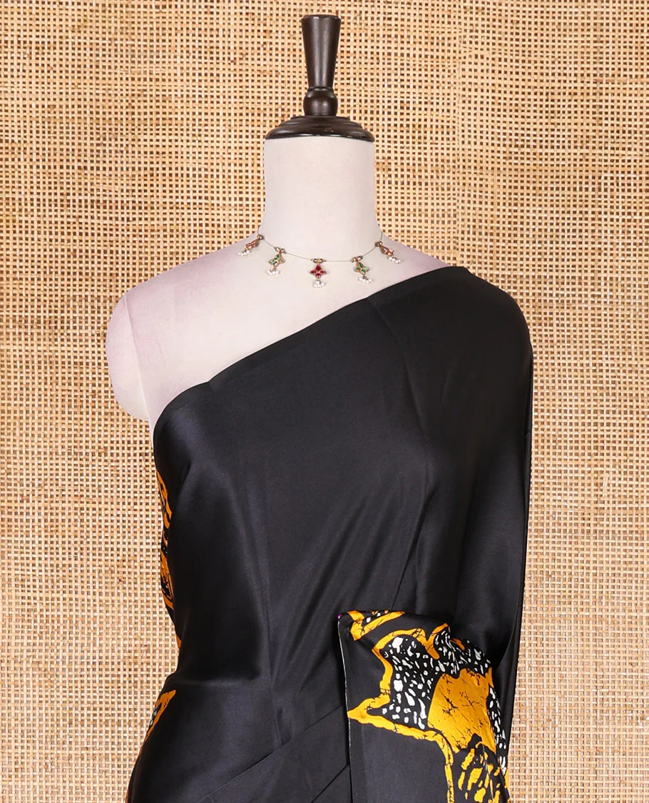Borderless black-yellow batik style abstract digital printed satin crepe saree with blouse of small buttas - Image 3