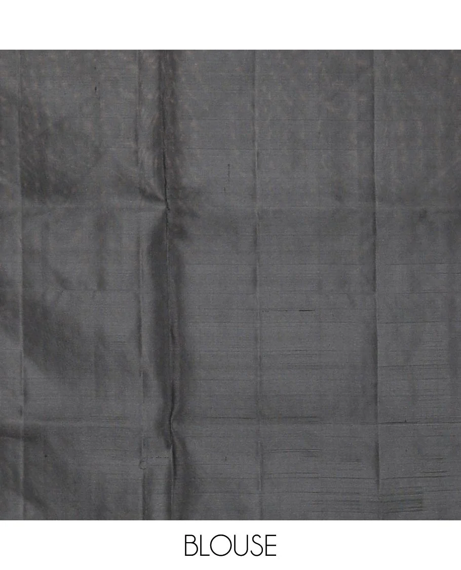 Borderless black zari muthu striped Mayuri soft silk saree, zari woven pallu steeped with kili designs - Image 6