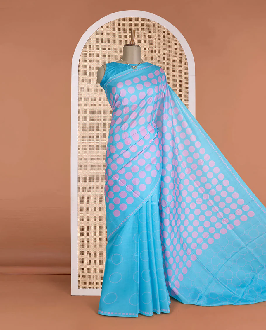 Borderless blue big polka dotted printed silk saree, sparsely polka dots printed pallu - Image 2