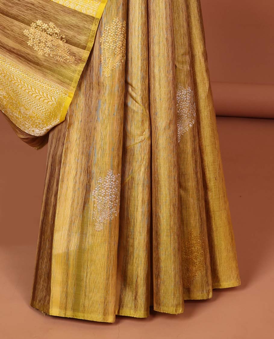 Borderless mustard buttas Kanchipuram silk saree, contrast intricate designs woven pallu - Image 4