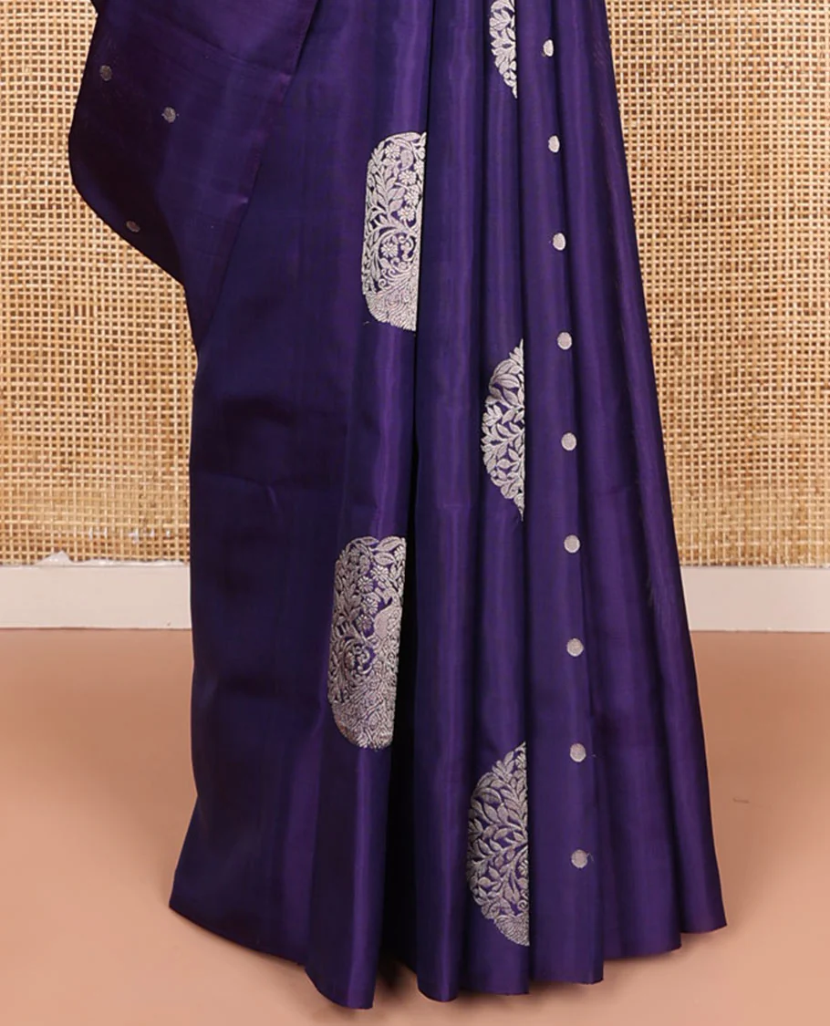 Borderless blue round buttas Mayuri soft silk saree, contrast pallu steeped with rudraksham motifs - Image 4