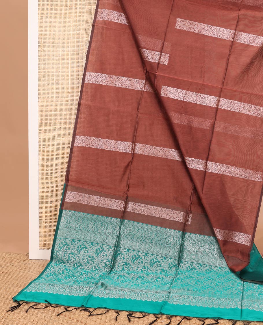 Borderless brown thick floral zari stripes semi-silk cotton saree, contrast intricate pallu - Image 2