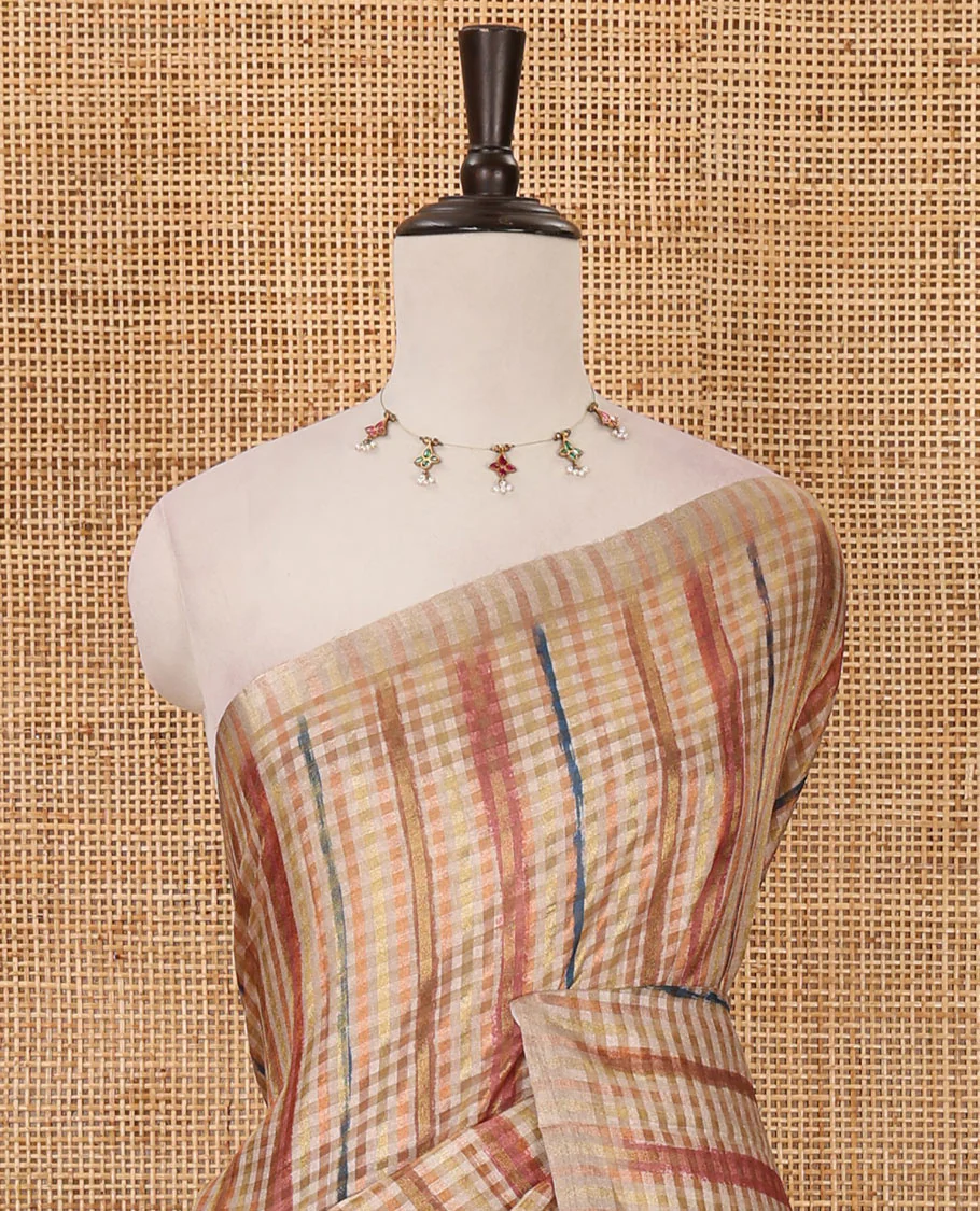 Borderless chikku checked & stripes printed fancy tussar saree, contrast painting-style Indian woven motifs printed pallu & checked printed blouse - Image 3