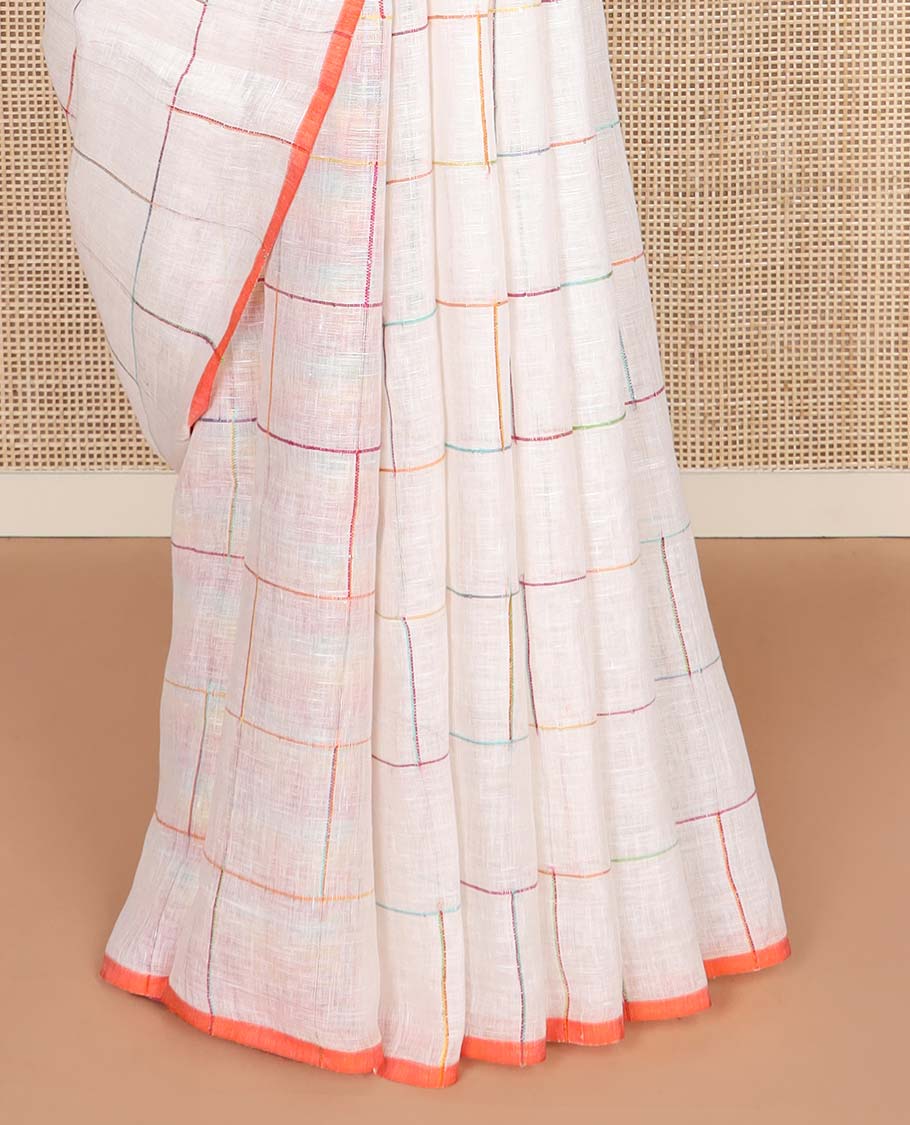Borderless cream checked linen cotton saree, contrast pallu of colorful floral motifs - Image 4