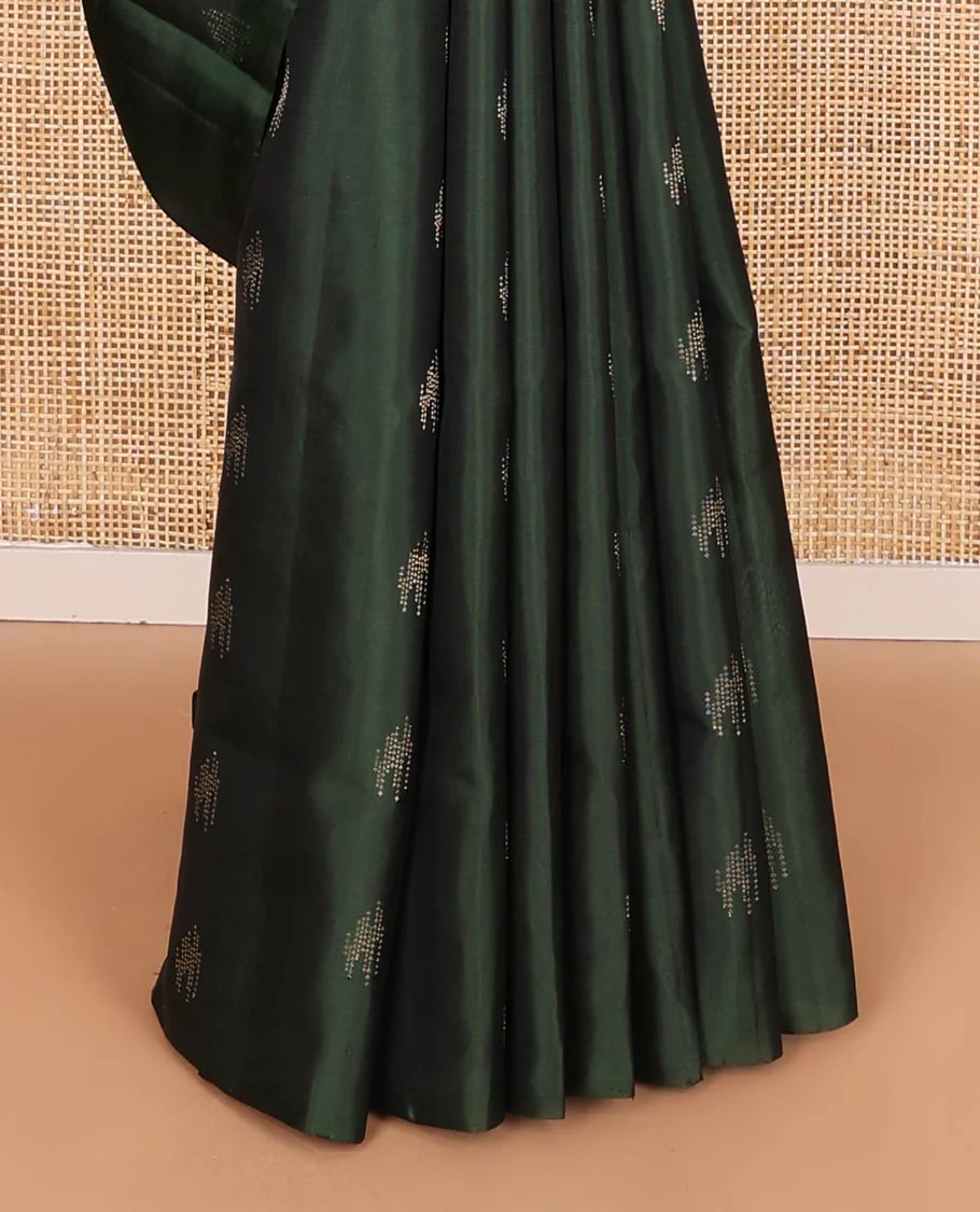 Borderless deep green zari buttas Mayuri soft silk saree, pallu of geometric design - Image 5