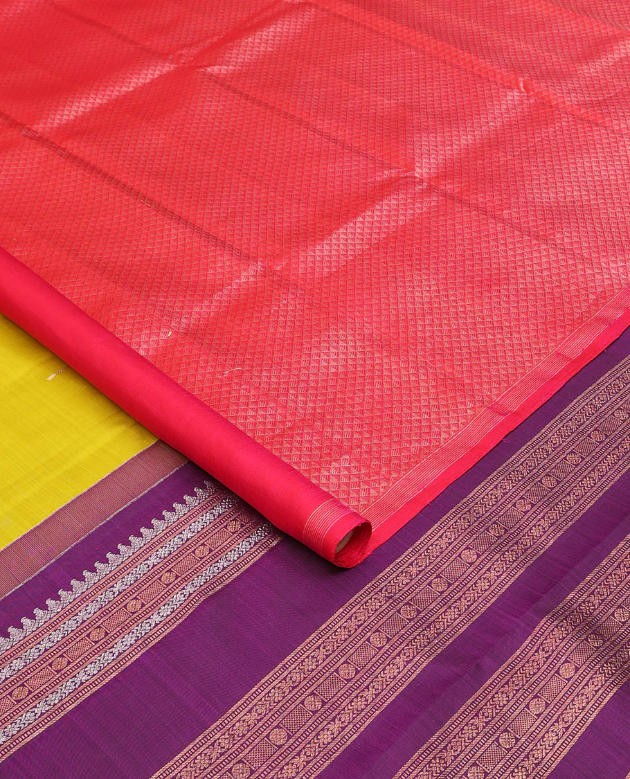 Borderless green-pink half-and-half Kanchipuram silk saree features floral meena buttas, and ara maadam design, contrast traditional motifs zari woven pallu - Image 2