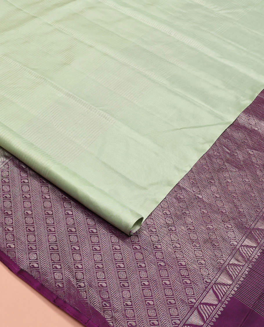 Borderless green striped Kanchipuram silk saree, contrast pallu of manga and rudraksham and kathir designs - Image 2