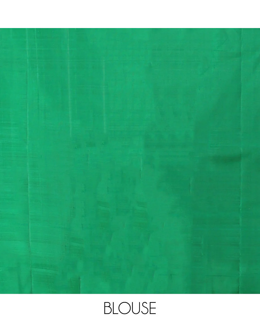 Borderless green temple design kancheepuram silk saree, self-pallu of pillaiyar mokku & stripes - Image 5